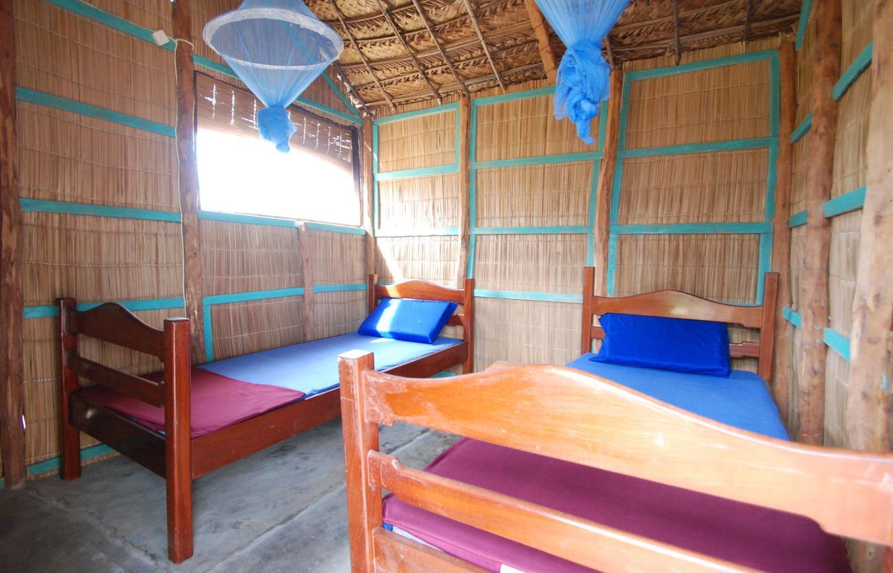 Pariango Beach Motel Praia do Praia do Tofo Екстериор снимка